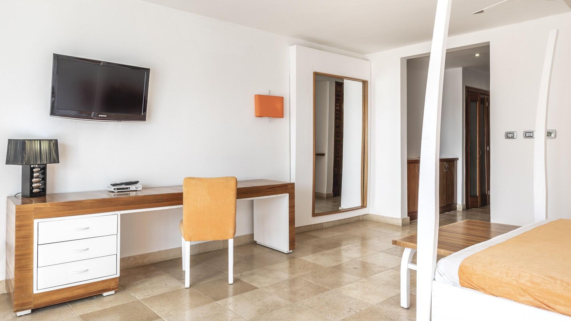 Be Live Experience Hamaca Suites Boca Chica Exterior photo